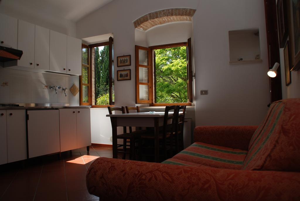 Il Portone Apartments Volterra Esterno foto