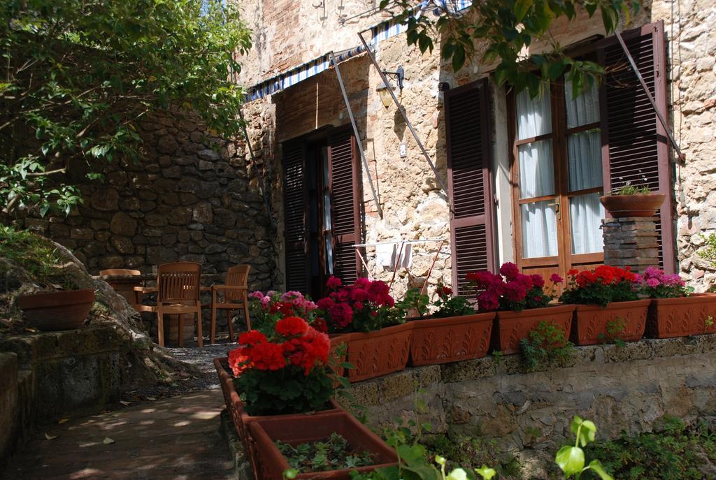 Il Portone Apartments Volterra Esterno foto