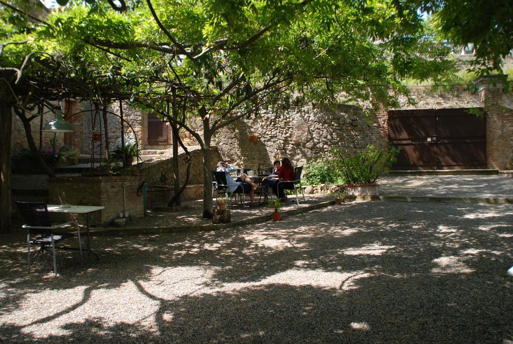 Il Portone Apartments Volterra Esterno foto