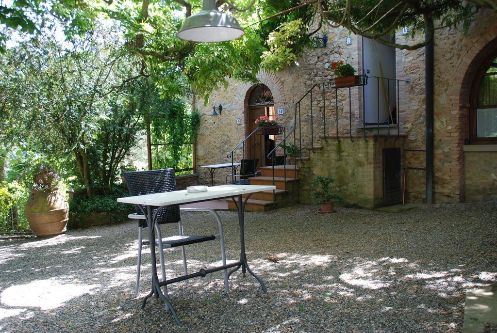 Il Portone Apartments Volterra Esterno foto