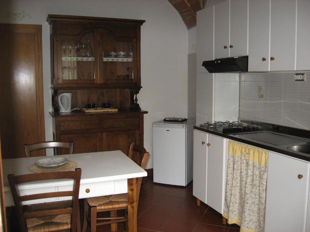 Il Portone Apartments Volterra Camera foto